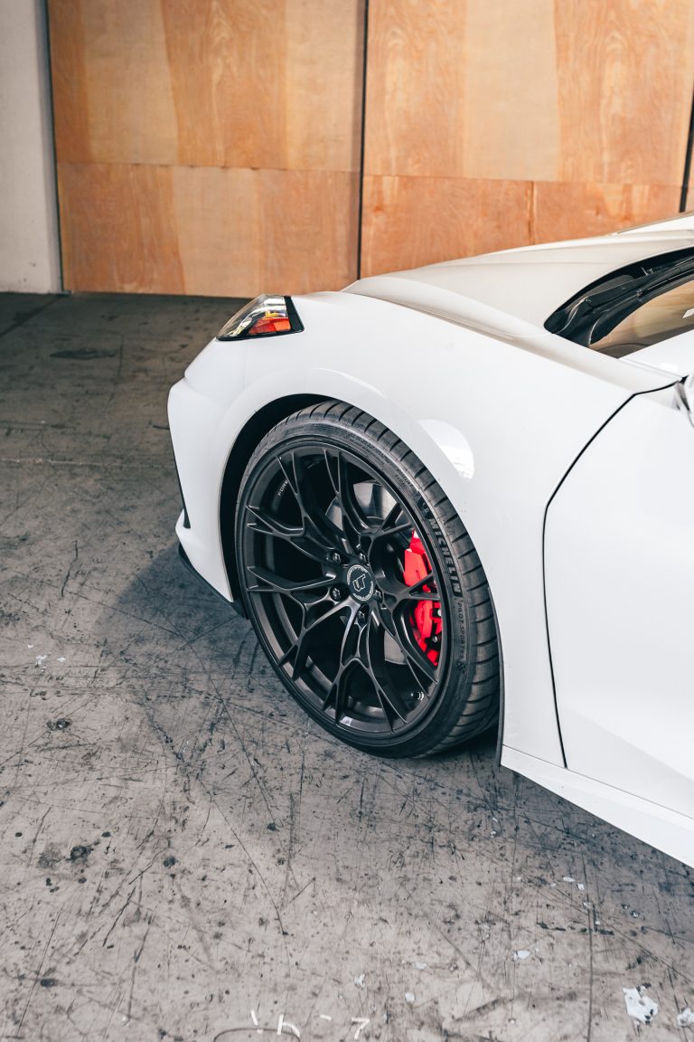 Arctic White C8 Corvette Lowered on VR Forged D01 Wheels