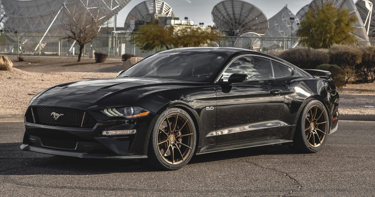 Ford Mustang GT S550 with VR Forged D03 Wheels