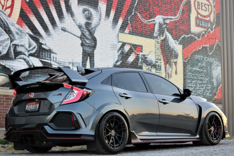 Honda Civic Type R with VR Forged D03-R in Matte Black